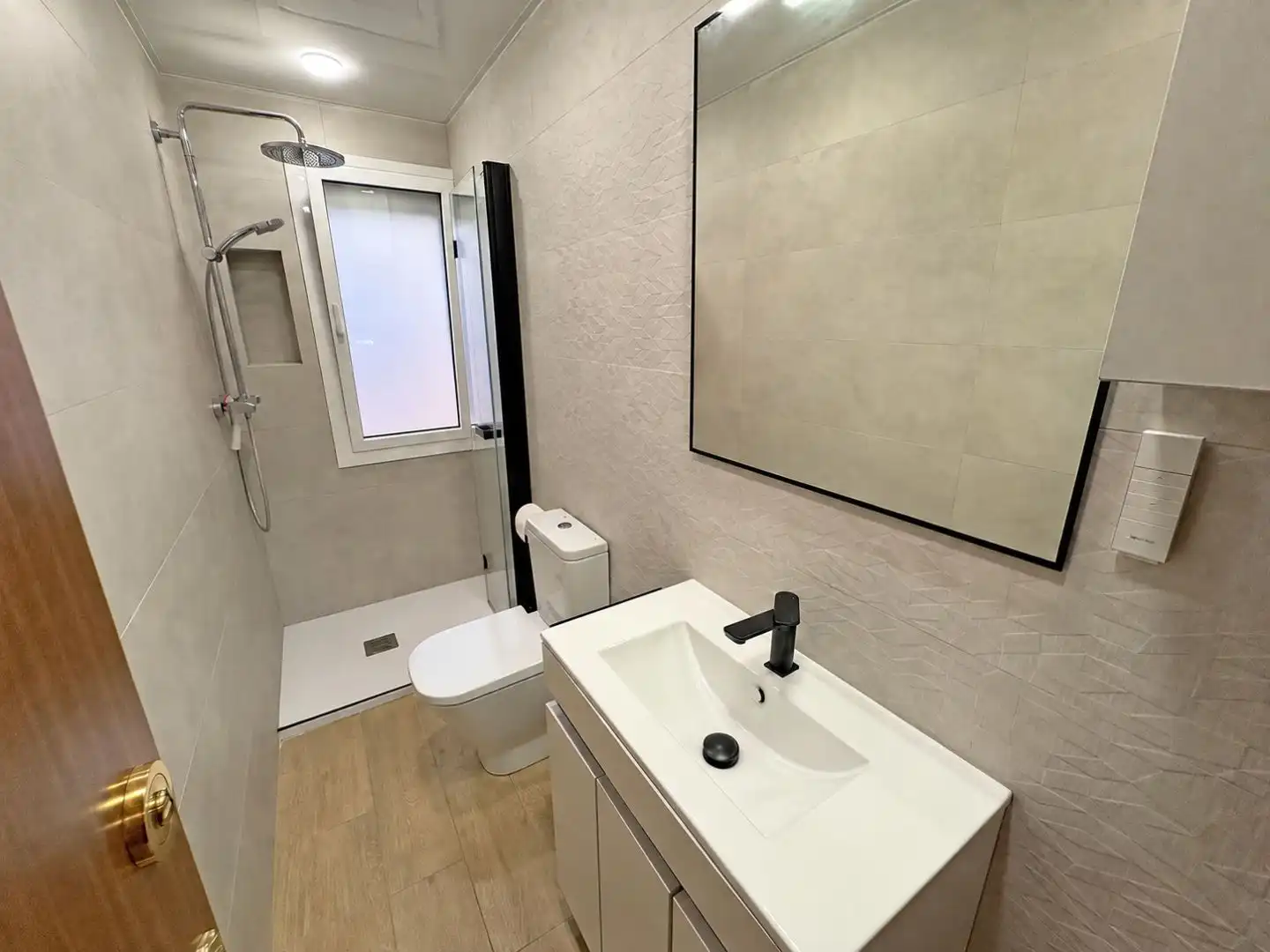 Bathroom of Flat for sale in Arbúcies  with Air Conditioner, Terrace and Balcony