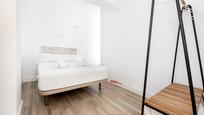 Bedroom of Flat for sale in  Granada Capital  with Air Conditioner, Terrace and Balcony