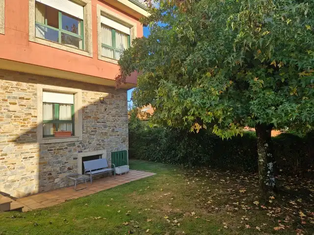 Jardín de Casa o chalet en venta en Teo con Calefacción, Jardín privado y Parquet