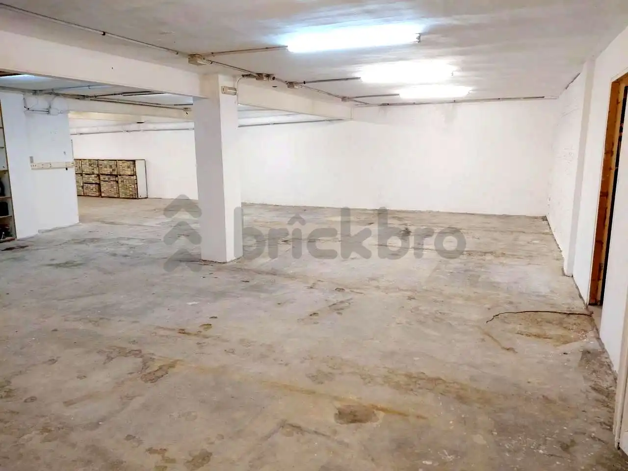 Commercial properties for rent in Esplugues de Llobregat  with Air Conditioner