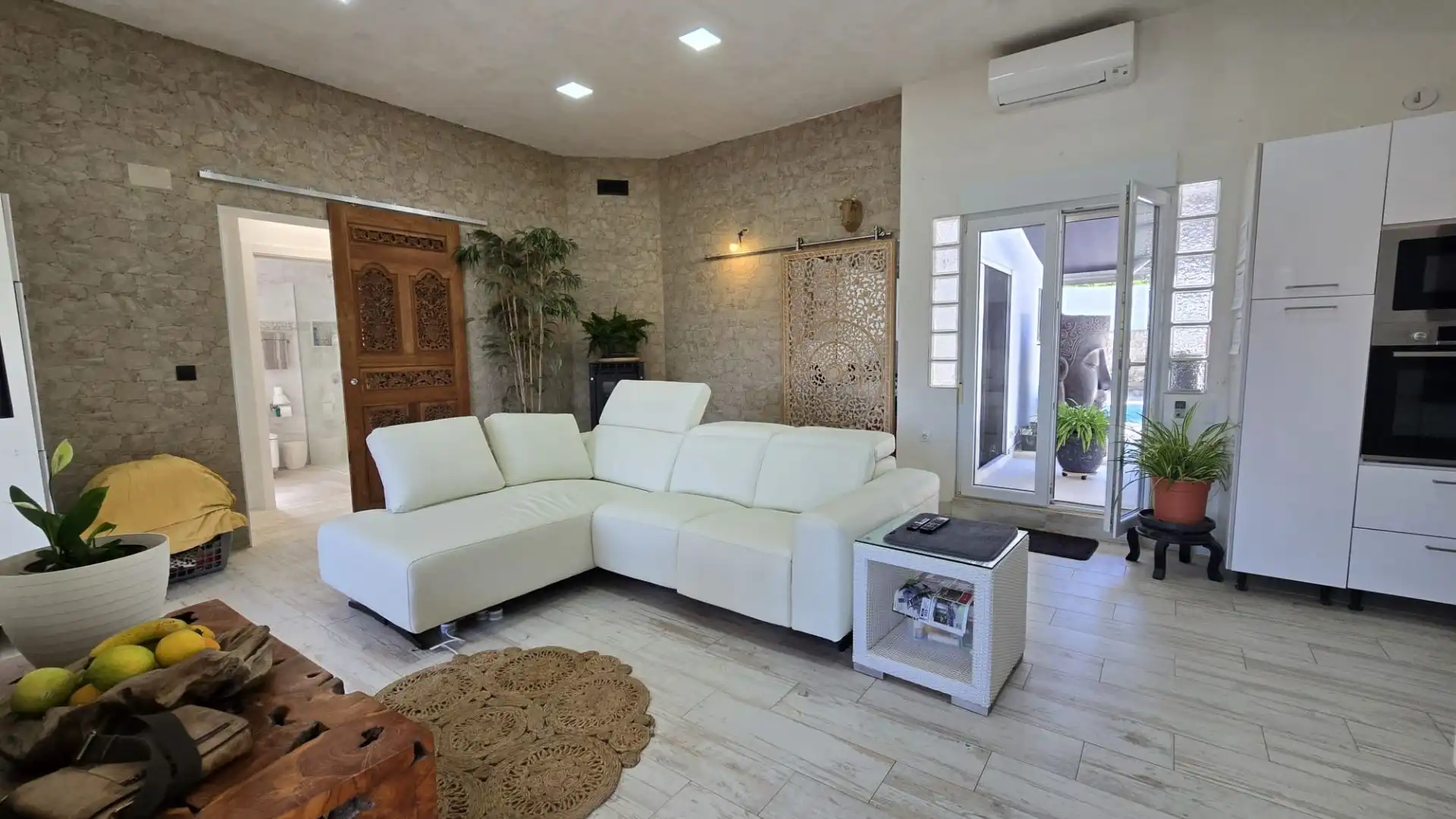 Living room of Houses for sale in Dénia  with Air Conditioner, Heating and Private garden