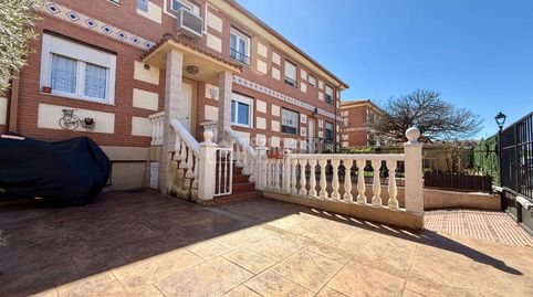 Foto 5 de Casa adosada en venta en Alovera, Guadalajara
