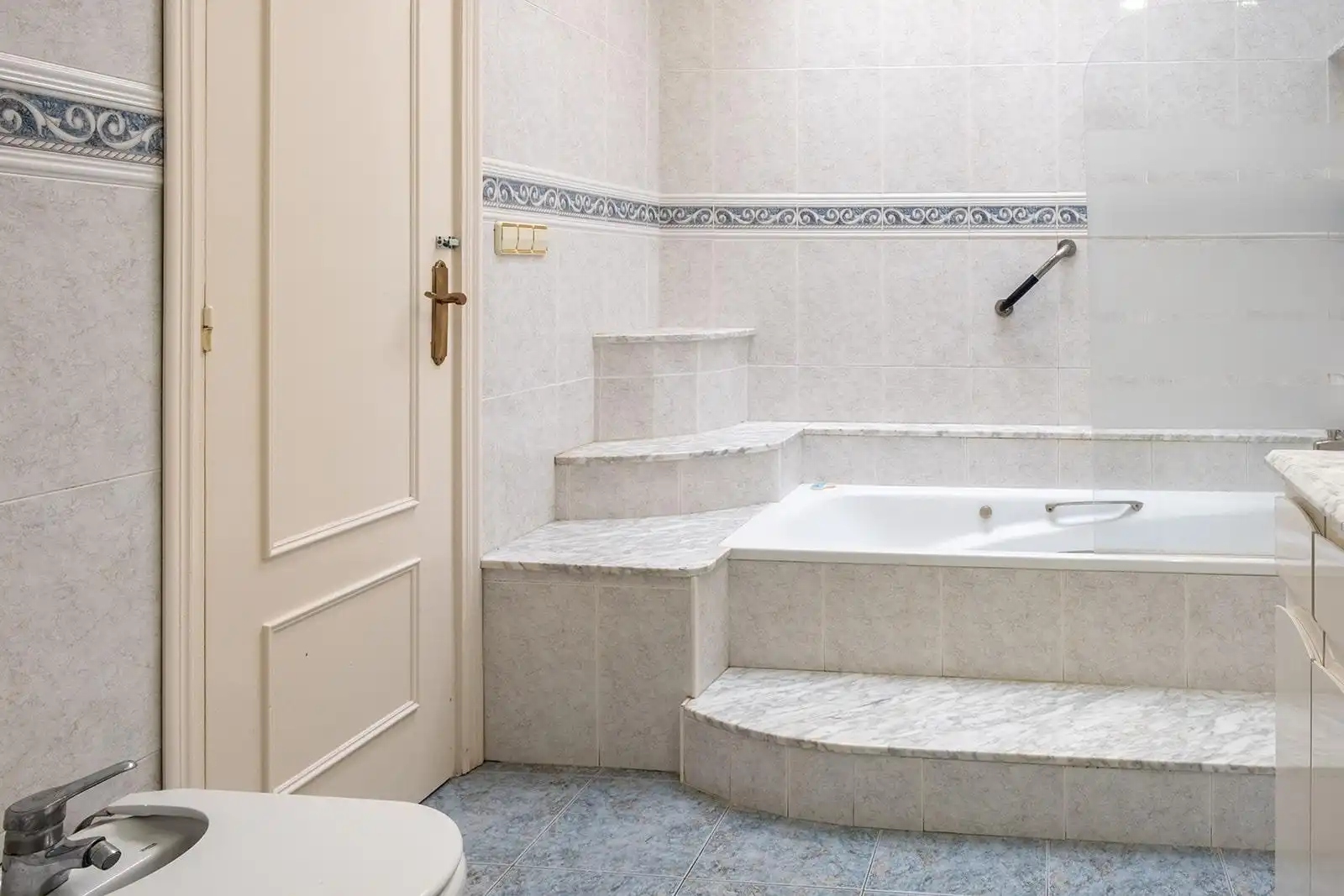 Bany de Casa o xalet en venda en Torreblanca amb Aire condicionat, Jardí privat i Terrassa