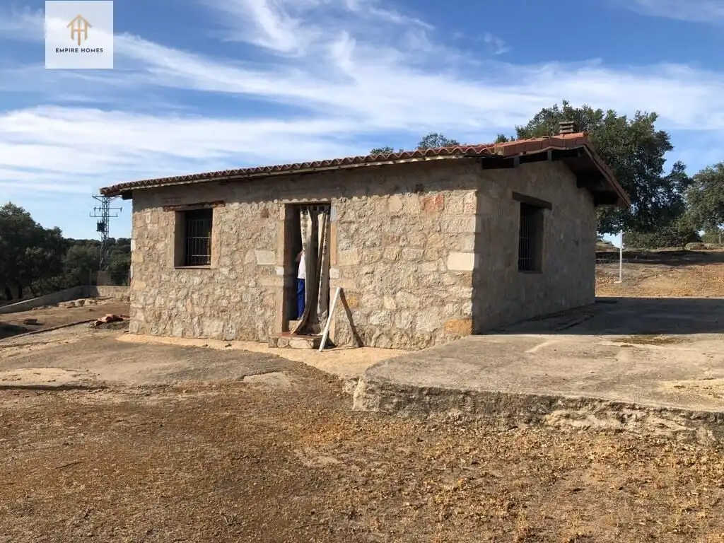 Außenansicht von Residential zum Verkauf in Torreorgaz