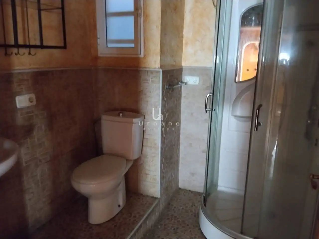 Reihenhaus mit Pool zum Verkauf in Calle Londres 85, imagen 35