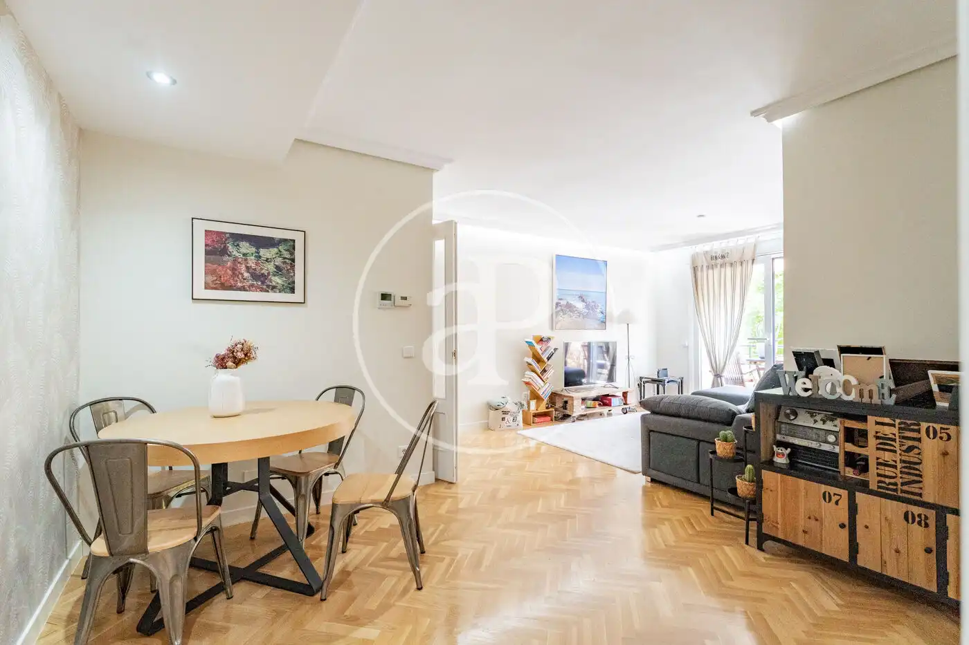 Vista exterior de Piso en venta en Pozuelo de Alarcón con Aire acondicionado, Calefacción y Jardín privado