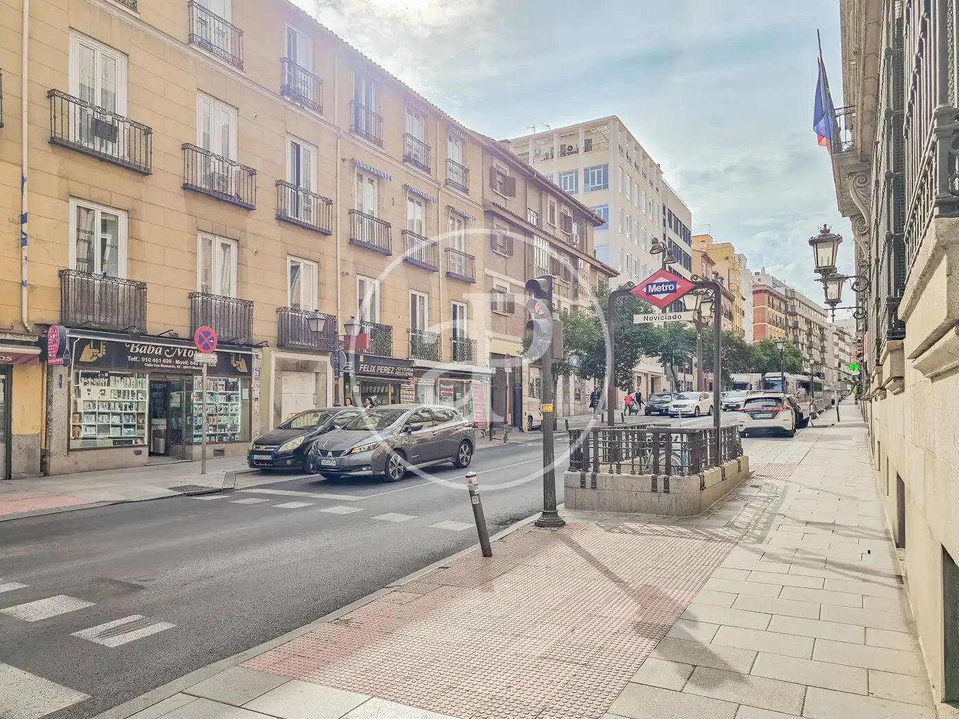 Flat for sale in C. de la Palma, Universidad - Malasaña