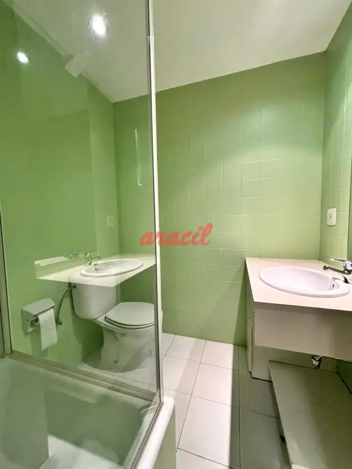 Badezimmer von Wohnung zur Miete in Ourense Capital  mit Heizung und Terrasse