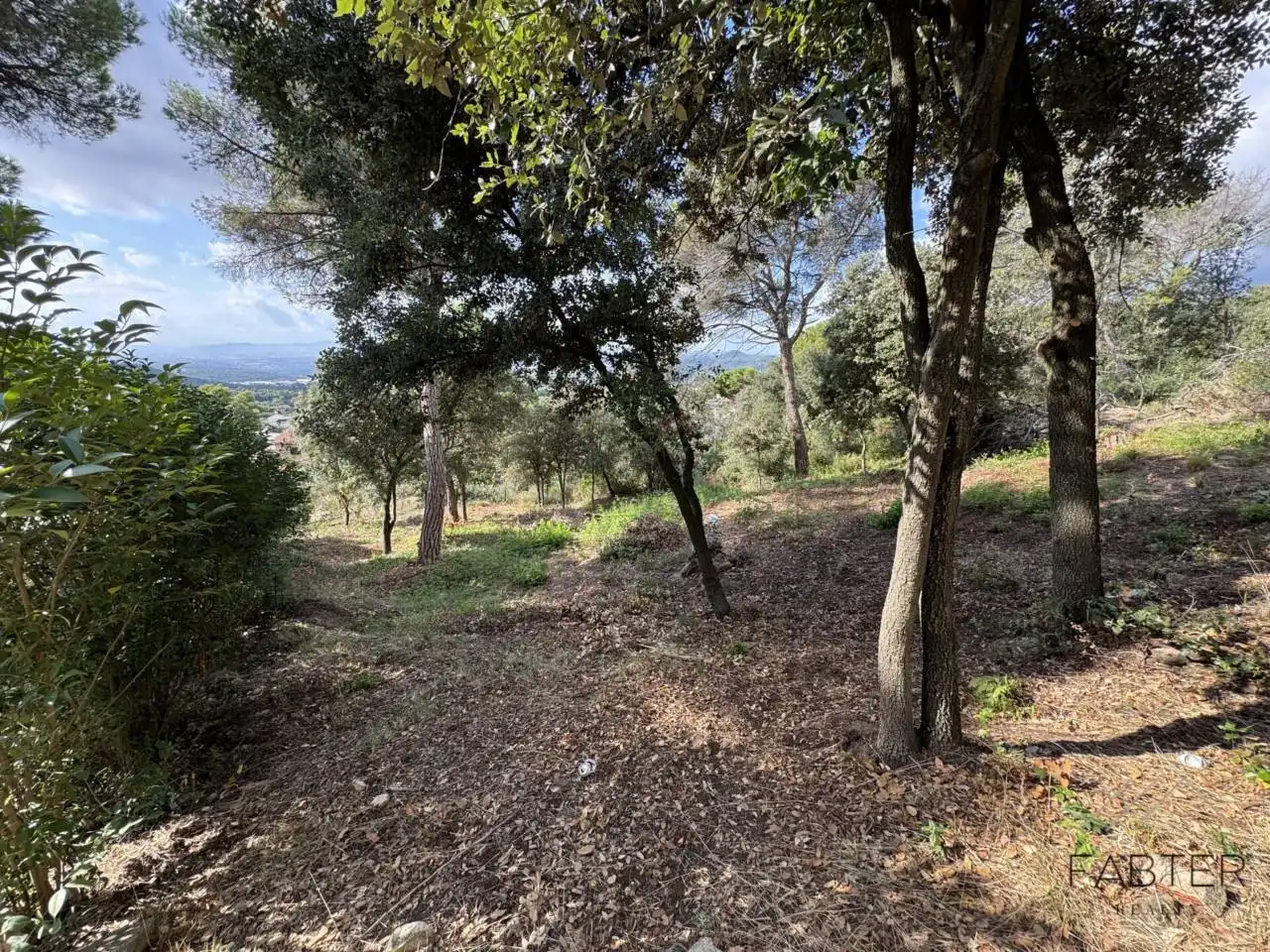Rustikales Grundstück zum Verkauf in Avenida Castell de Montbui, imagen 4