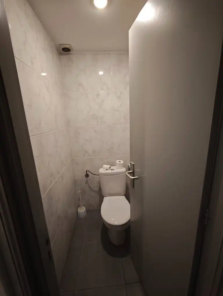 Bathroom of Office for rent in Durango  with Air Conditioner, Heating and Internet