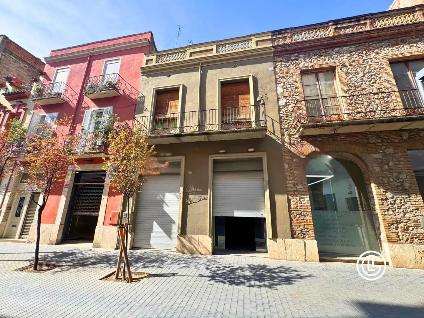 Vista exterior de Local de alquiler en Figueres con Amueblado y Alarma