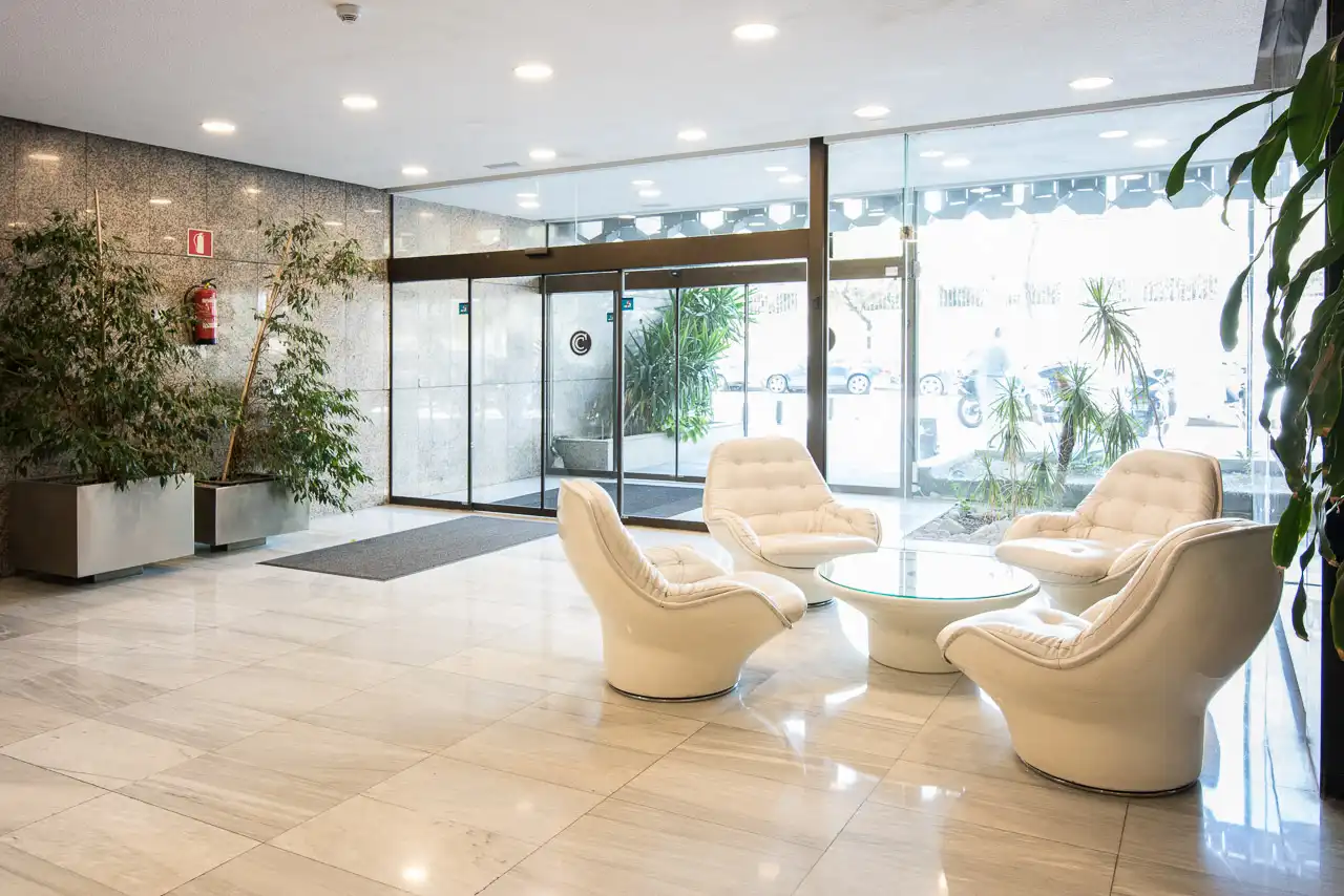 Flat for sale in Madrid  with Air Conditioner, Heating and Community pool