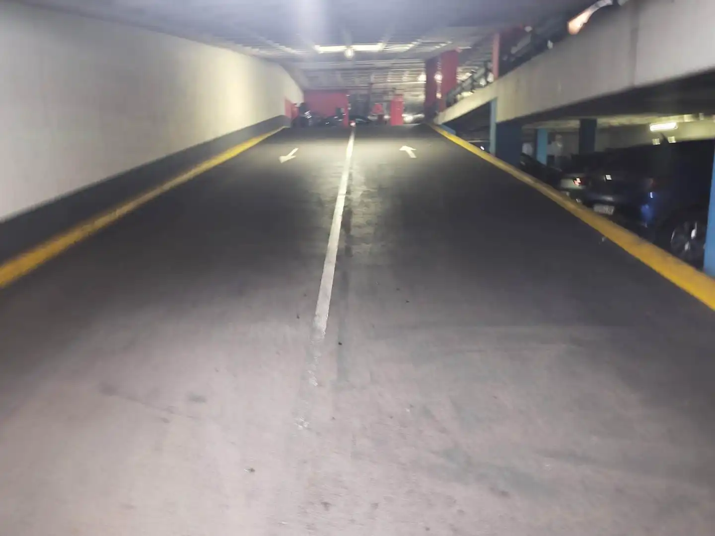 Aparcament de Garatge en venda en Badalona