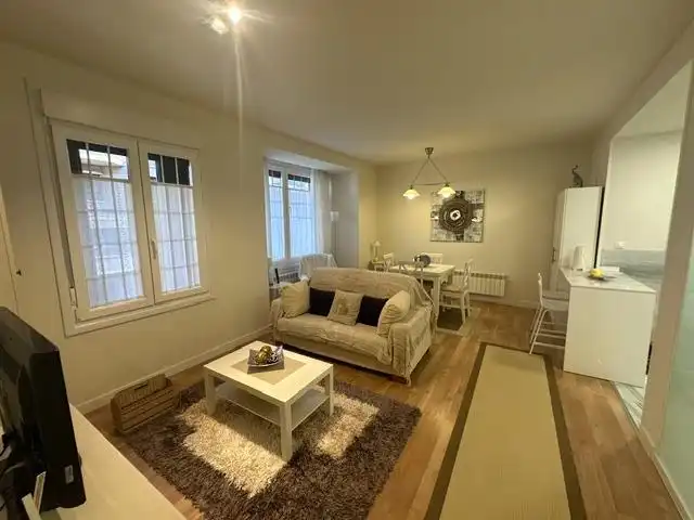 Wohnzimmer von Wohnung zum Verkauf in Burgos mit Heizung, Parkett und Möbliert