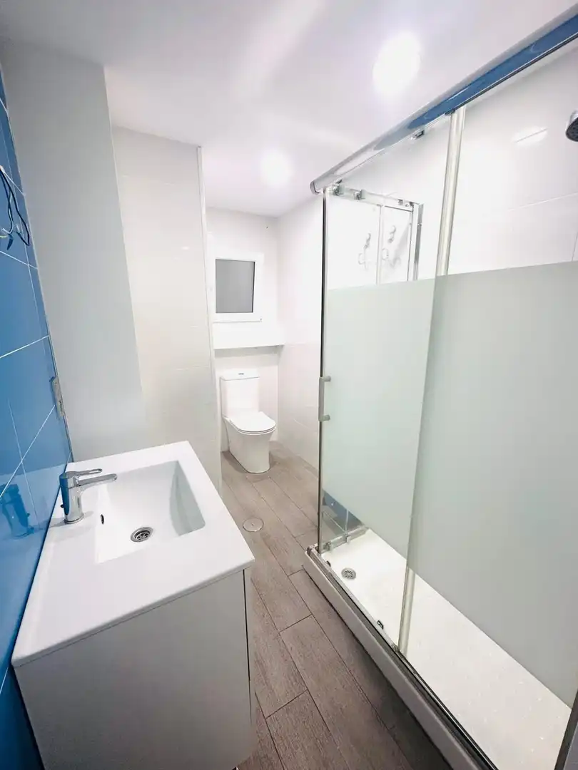 Baño de Piso en venta en Málaga con Aire acondicionado, Terraza y Balcón