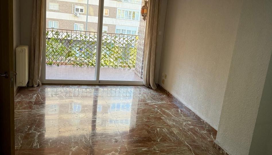 Foto 1 de Pis de lloguer a Calle Sos del Rey Catolico, Cervantes, Granada