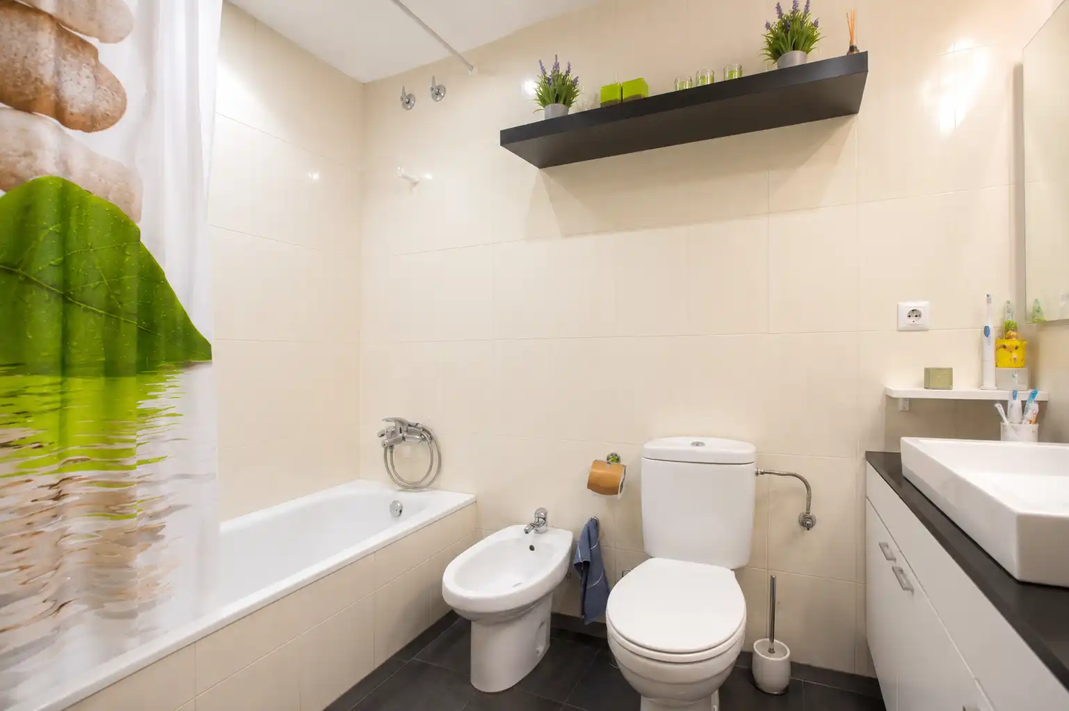 Baño de Piso en venta en Badalona con Aire acondicionado y Calefacción