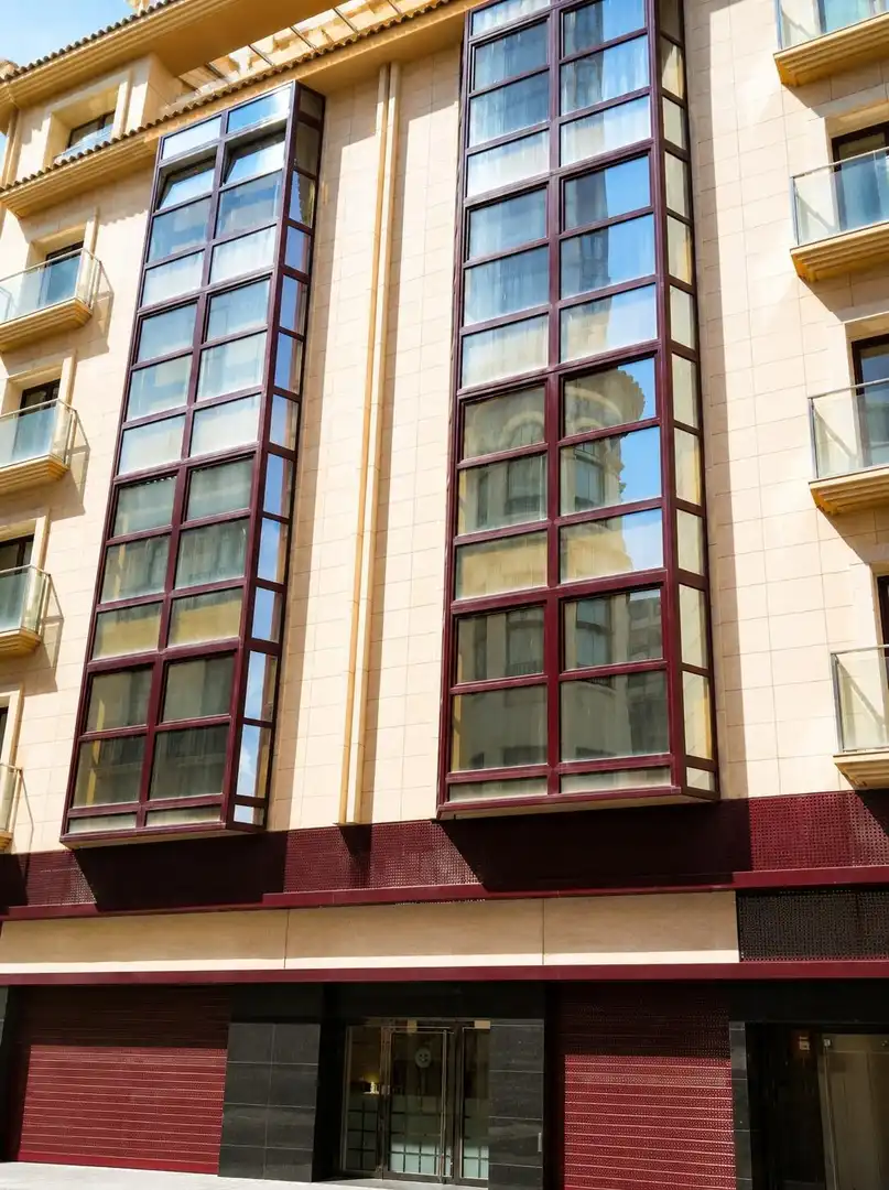 Vista exterior de Àtic de lloguer en Alicante / Alacant amb Calefacció, Parquet i Terrassa