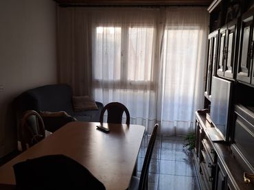 Adossat amb balcó en venda a Carrer Enric Granados 30
