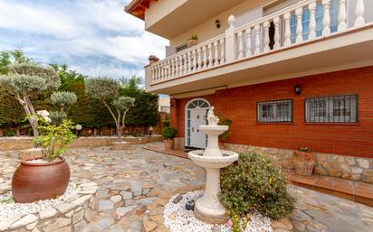 Exterior view of House or chalet for sale in Sant Esteve Sesrovires  with Heating, Private garden and Parquet flooring