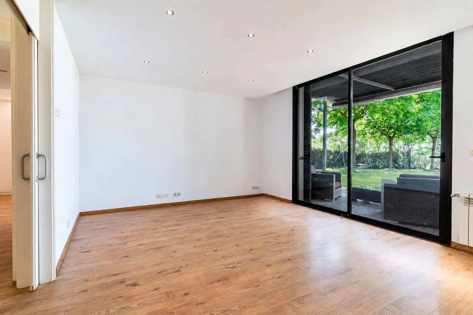 Wohnzimmer von Haus oder Chalet zum Verkauf in Sant Vicenç de Montalt mit Klimaanlage, Heizung und Privatgarten