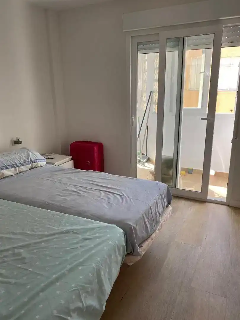 Dormitori de Pis per a compartir en La Manga del Mar Menor