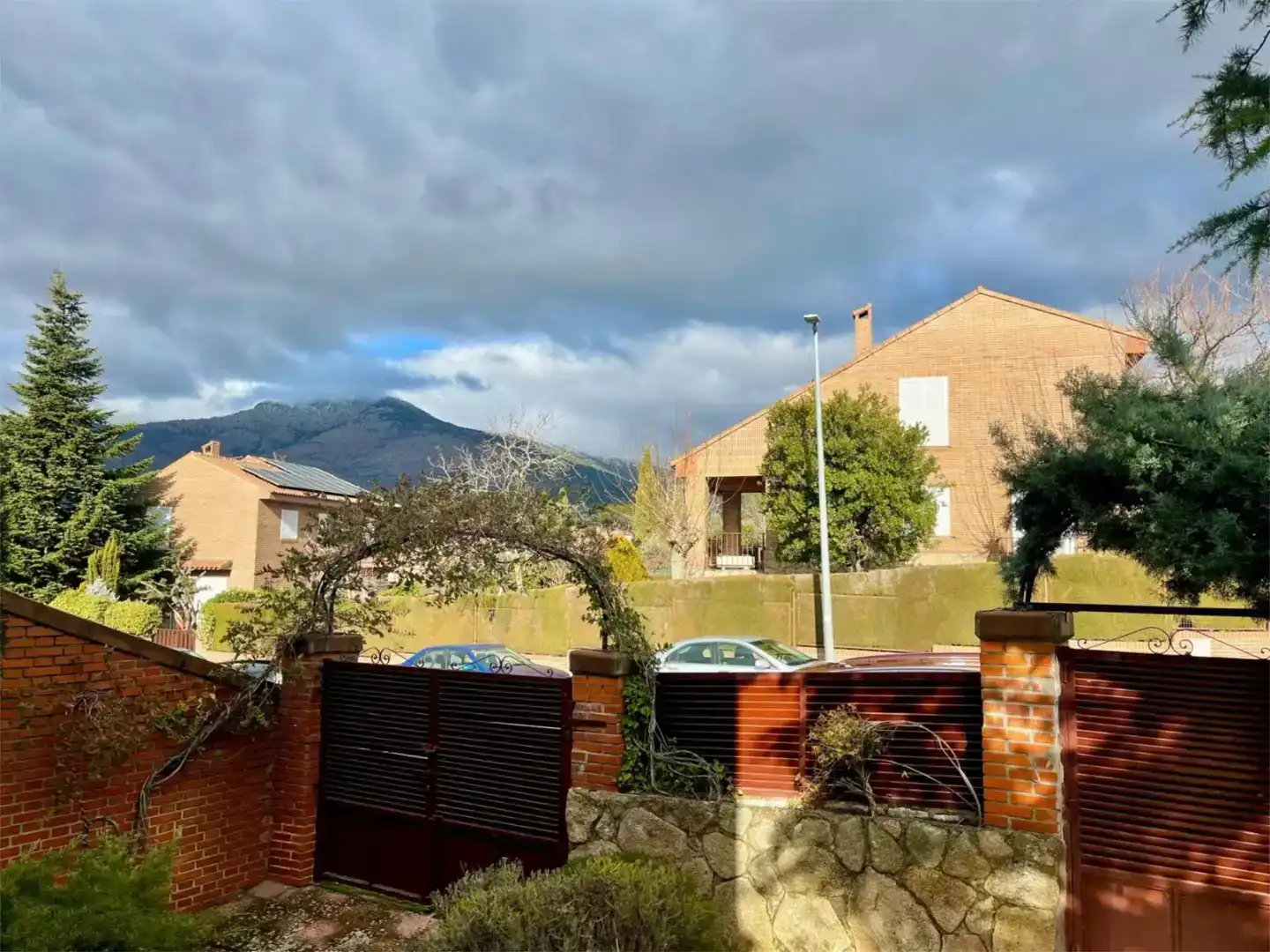 Vista exterior de Casa o xalet en venda en Los Molinos