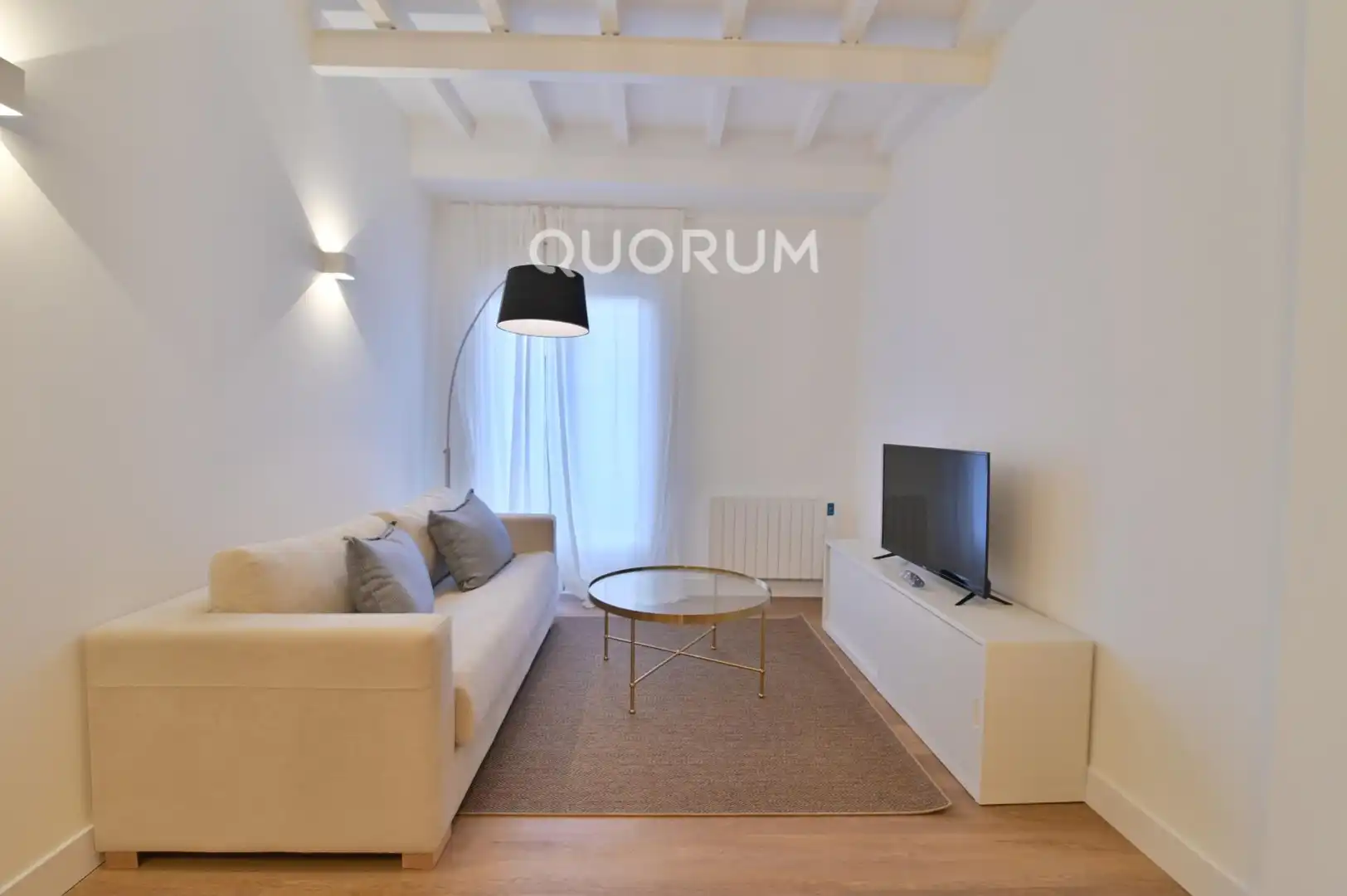 Sala de estar de Piso de alquiler en Bilbao  con Balcón
