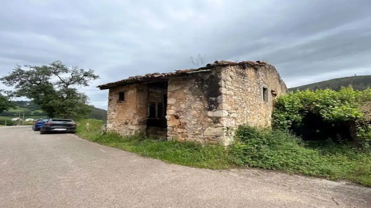 Vista exterior de Residencial en venda en Caso