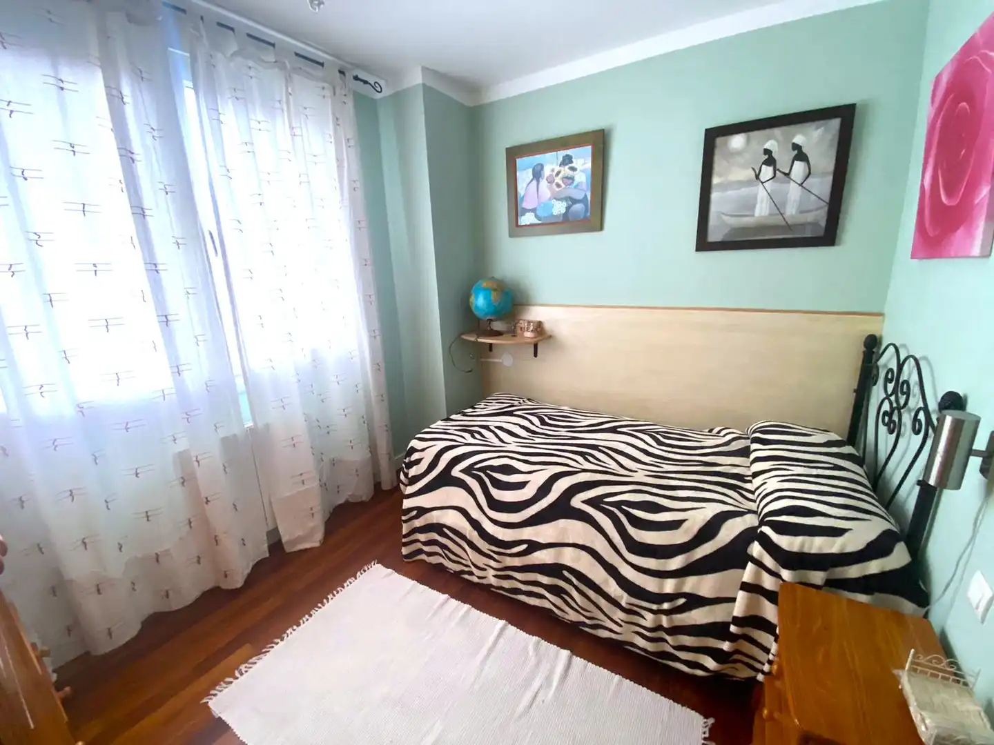 Habitación de Casa o chalet en venta en Castro-Urdiales con Calefacción, Jardín privado y Parquet
