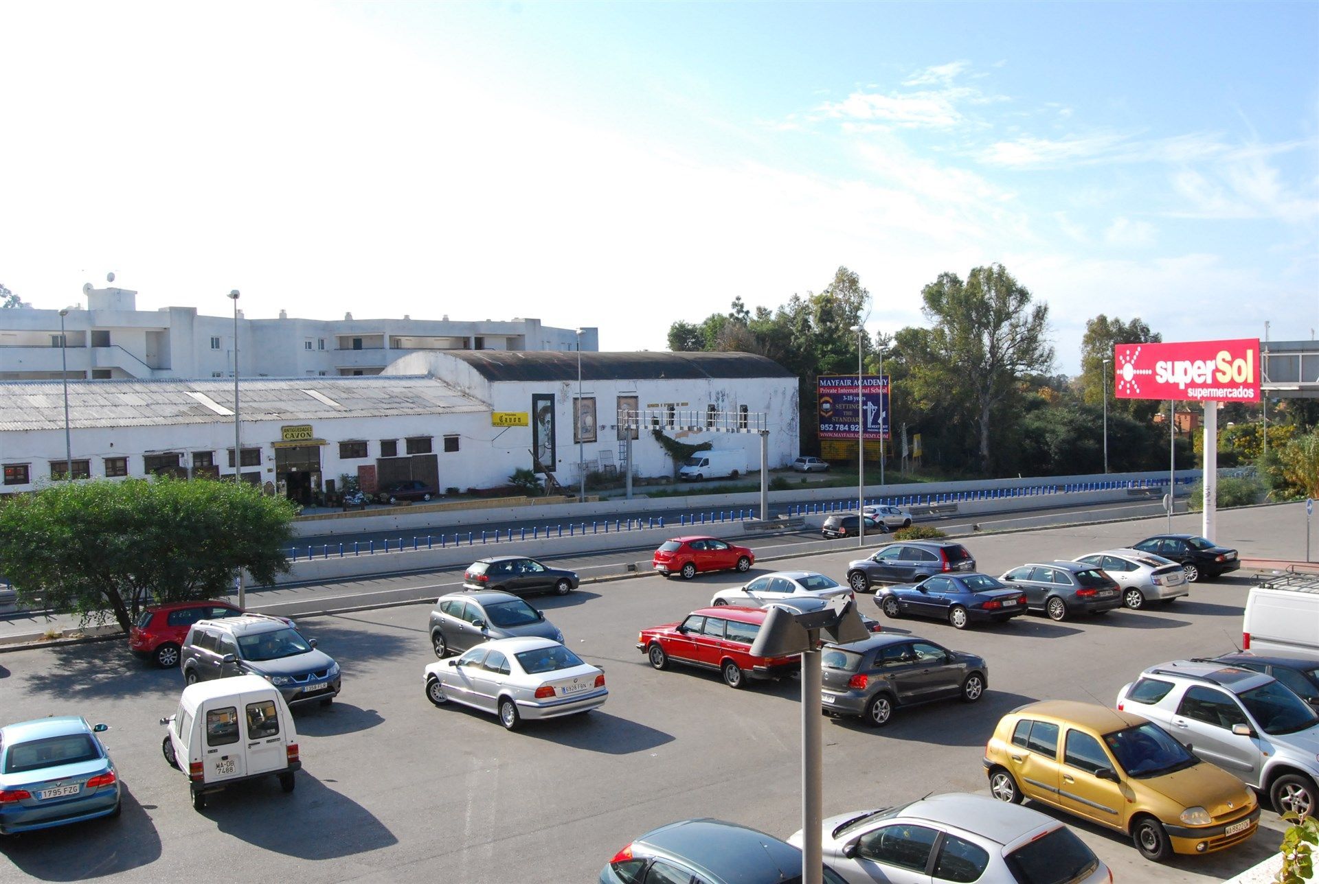 Aparcament de Casa o xalet en venda en Marbella amb Internet