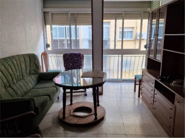 Piso en Venta en Calle Maya en Pardaleras