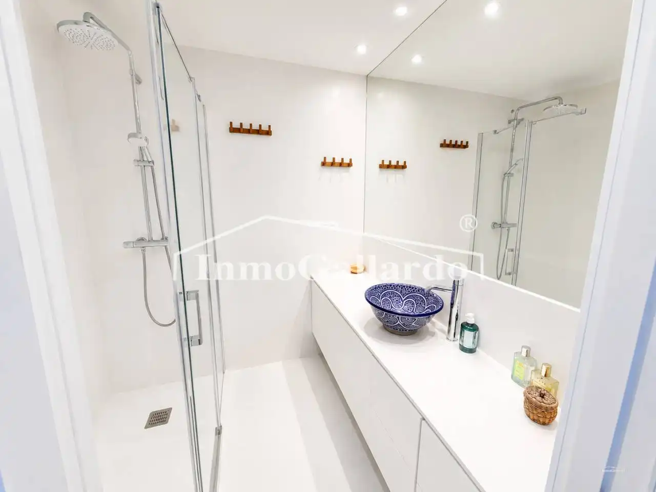 Badezimmer von Wohnung zum Verkauf in Málaga mit Klimaanlage, Heizung und Terrasse