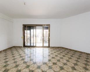 Bedroom of Flat for sale in Granollers