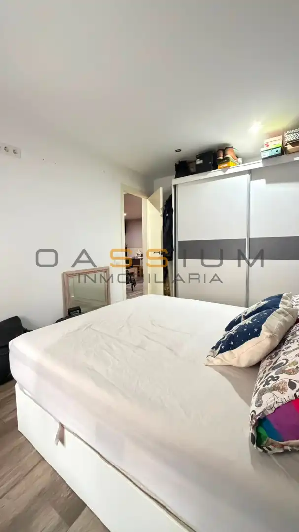 Flat for sale in Carrer Vint-I-Quatre, imagen 7