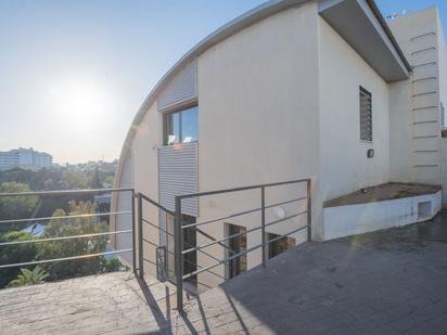 Exterior view of Single-family semi-detached for sale in Fuengirola  with Air Conditioner and Terrace