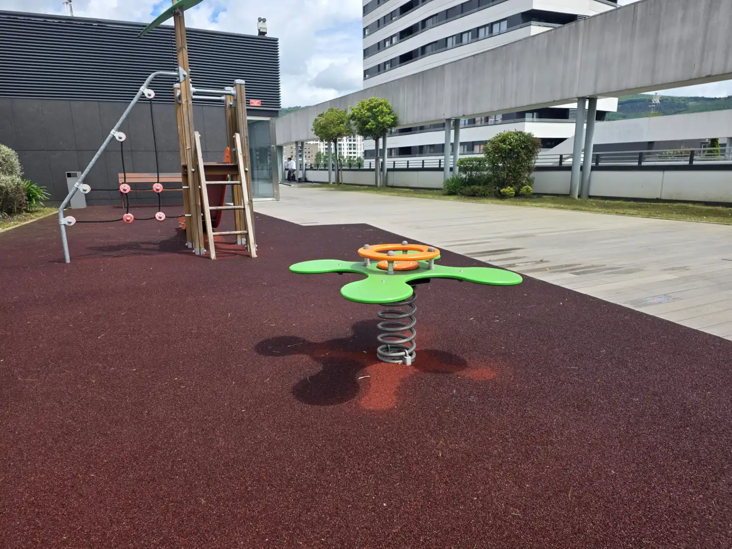 Terraza de Piso en venta en Bilbao  con Calefacción, Jardín privado y Parquet