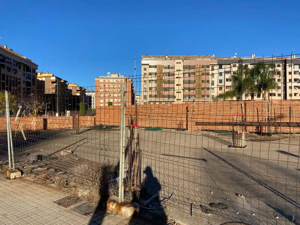 Lagerraum zum Verkauf in MERCE RODOREDA, Piscinas
