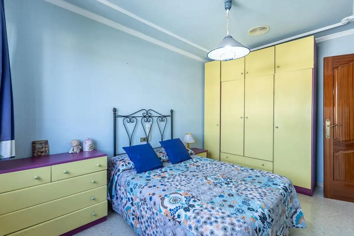 Casa adosada en venta en Calle LA REDONDA, 21, Pinos Puente