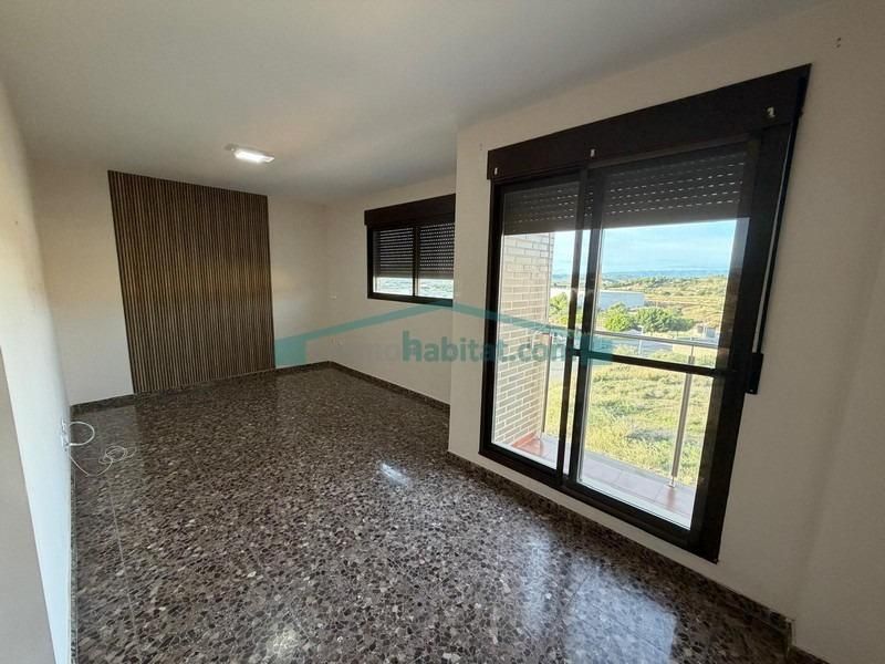 Exterior view of Flat to rent in Benaguasil  with Air Conditioner and Balcony