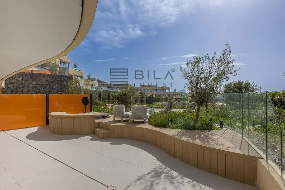 Flat with pool for sale in Higuerón South Residences, imagen 5