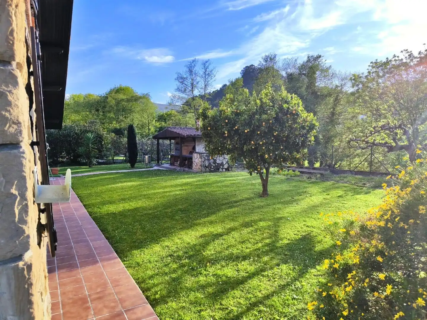 Jardí de Casa o xalet en venda en Castro-Urdiales