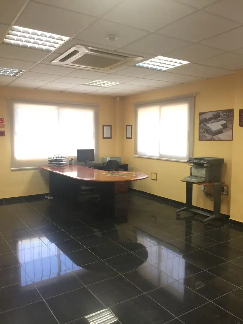 Industrial buildings for sale in Candelaria