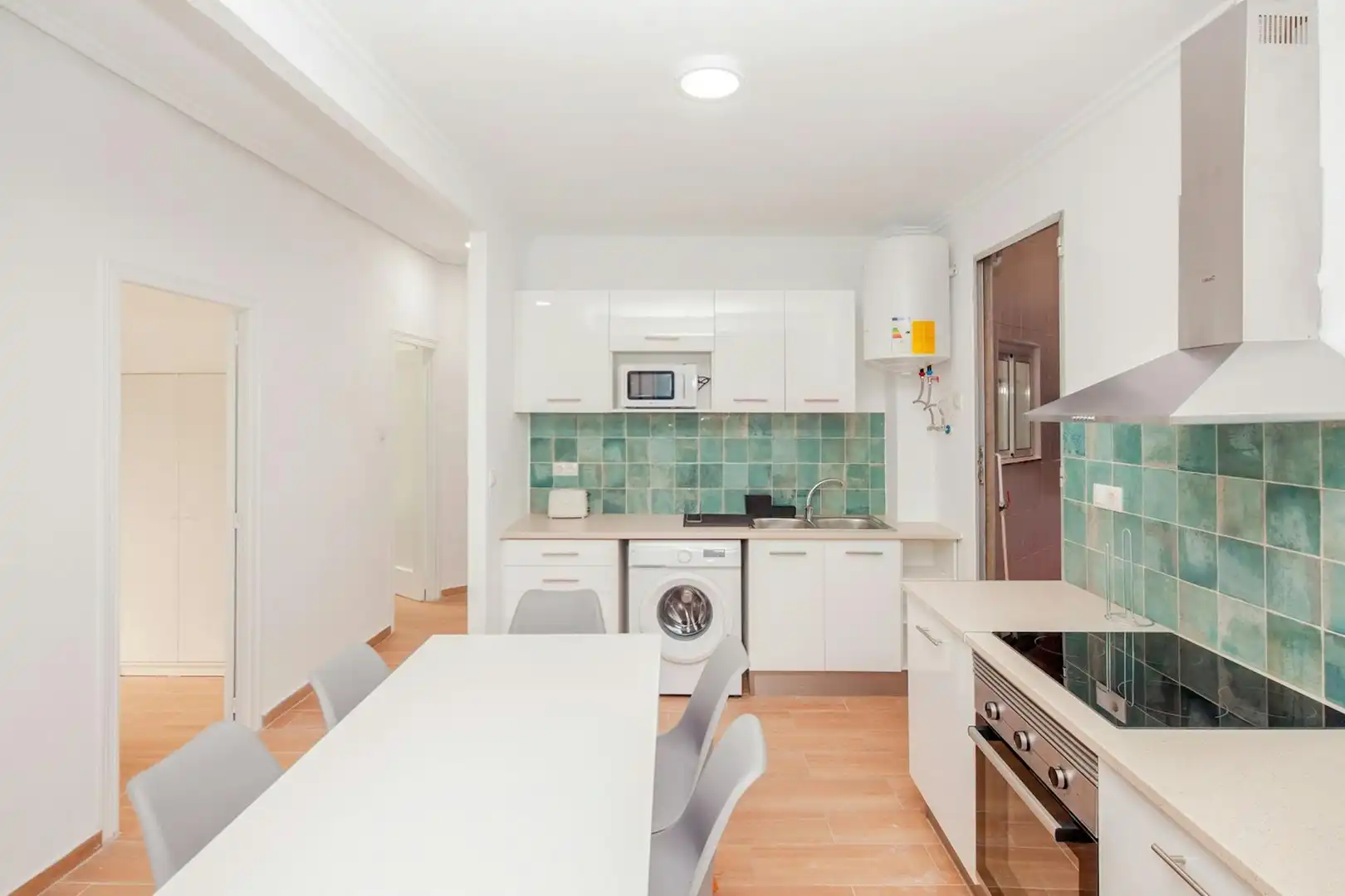 Cocina de Piso para compartir en Valencia con Amueblado, Lavadora y TV