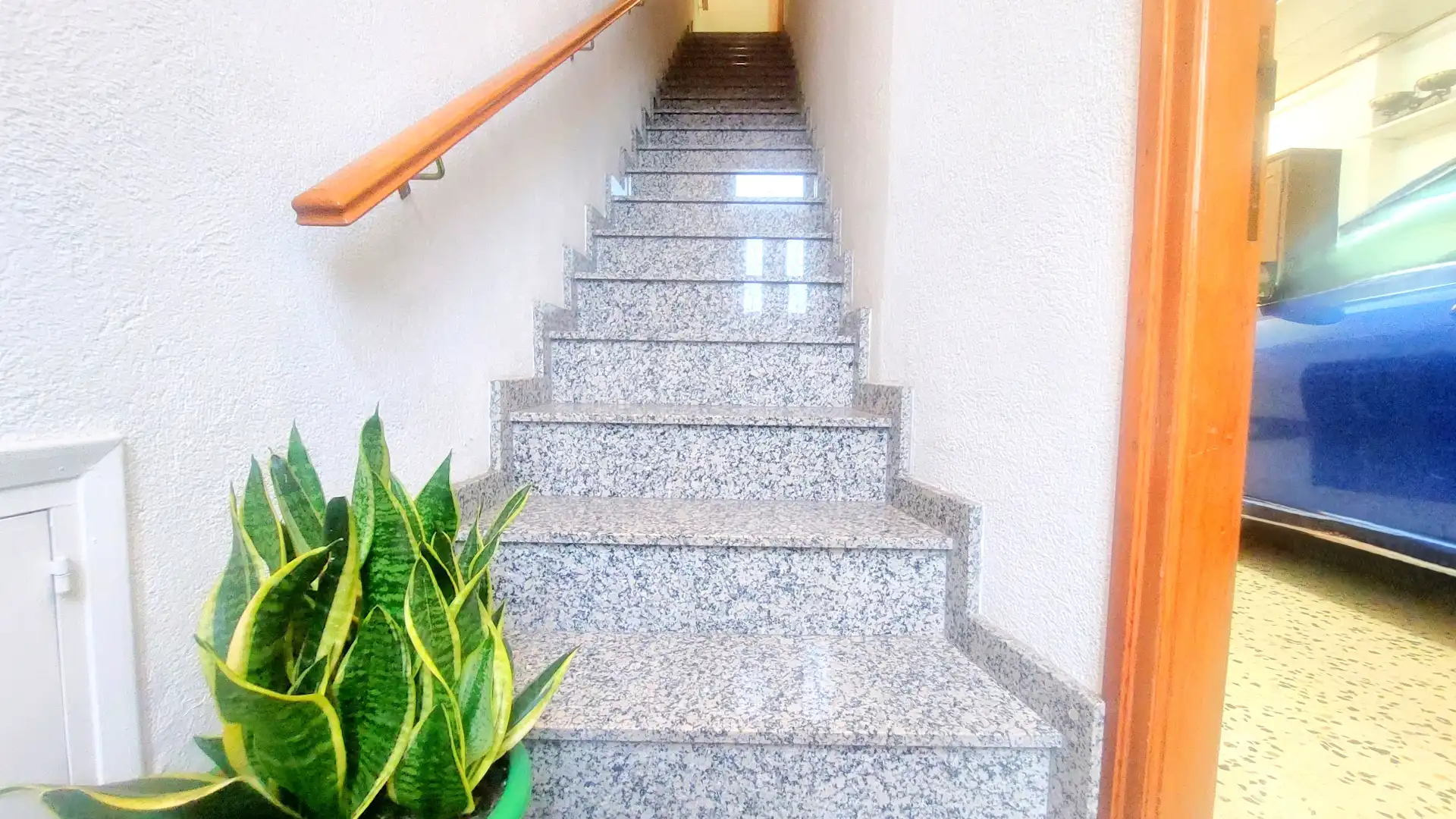 Casa a schiera con terrazza in vendita a Carrer Bisbe Valls, imagen 44