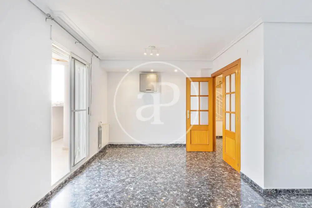 Piso de alquiler en Valencia con Aire acondicionado, Calefacción y Terraza