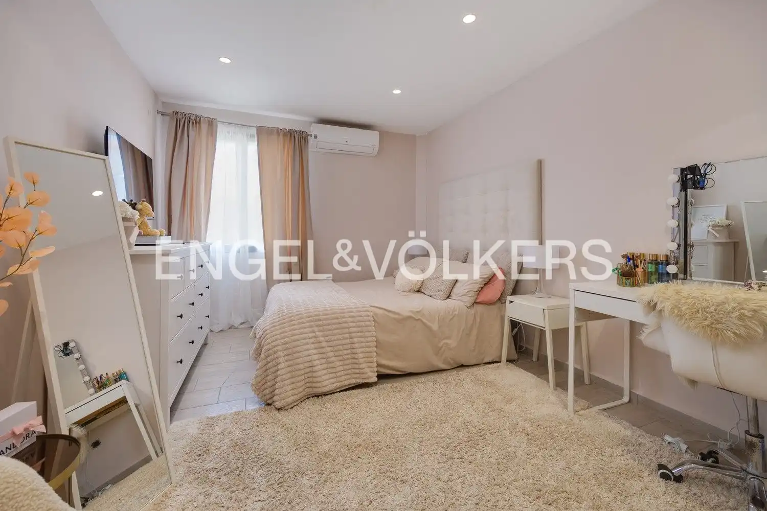 Bedroom of Country homes for sale in Torrevieja  with Air Conditioner, Heating and Private garden