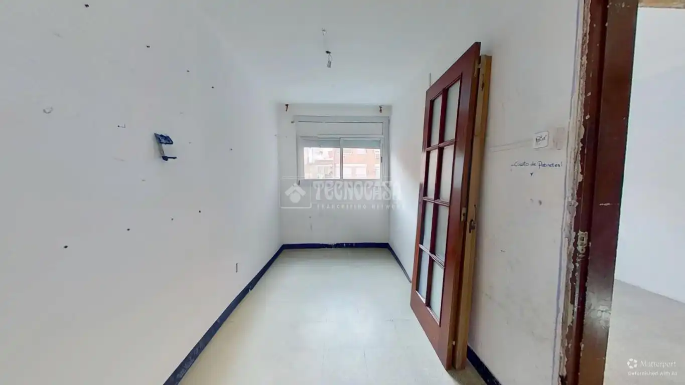 Flat for sale in Sabadell  with Heating and Parquet flooring