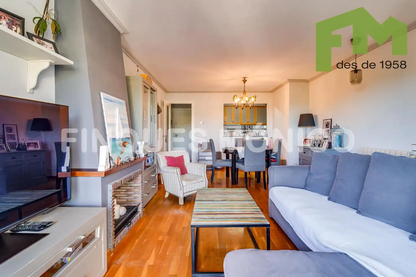 Sala de estar de Piso de alquiler en Teià con Calefacción, Parquet y Terraza