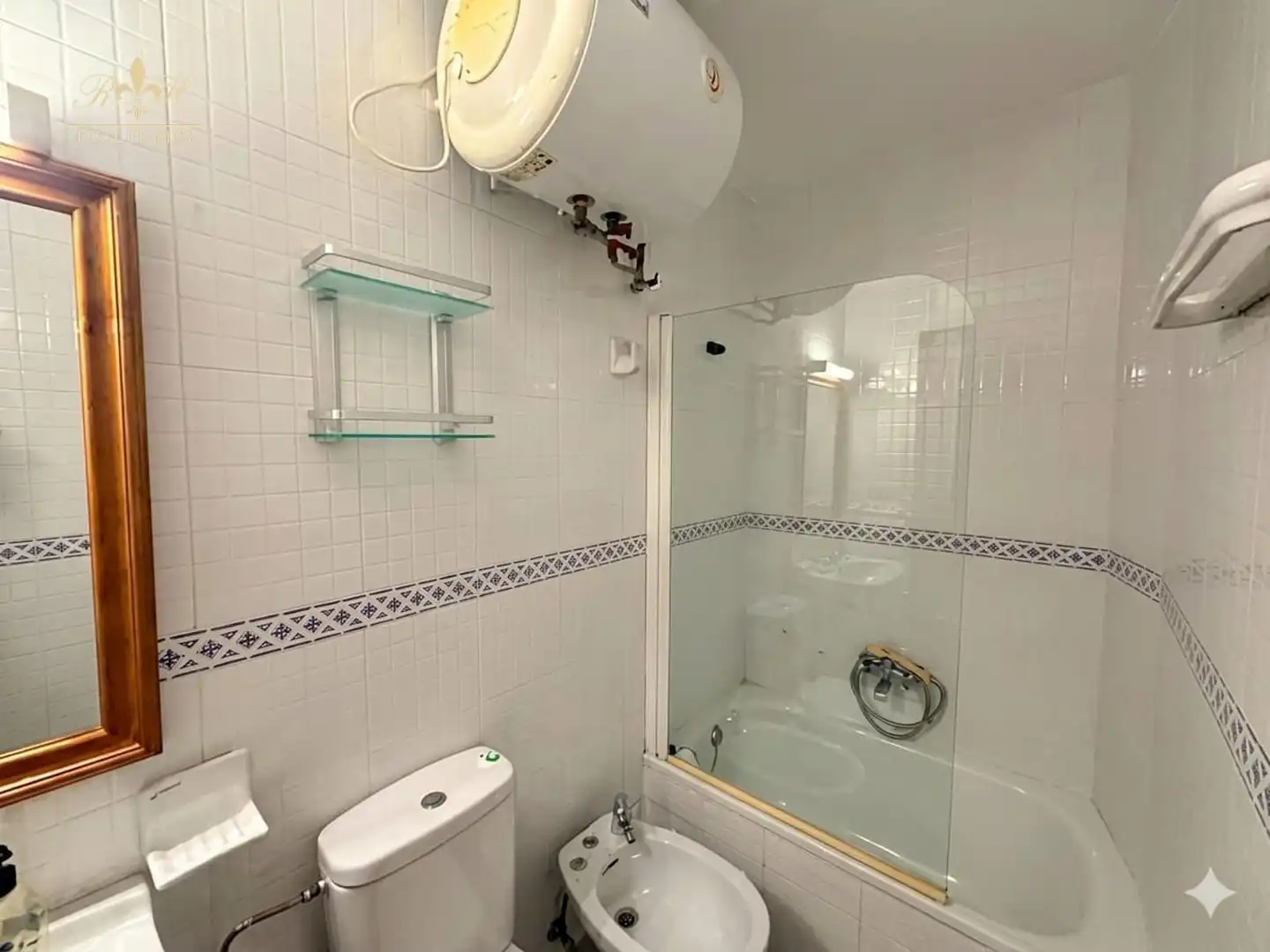 Bathroom of Flat for rent in L'Alfàs del Pi  with Air Conditioner and Furnished